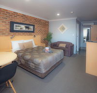 Jumbuck Motor Inn - Accommodation Batemans Bay