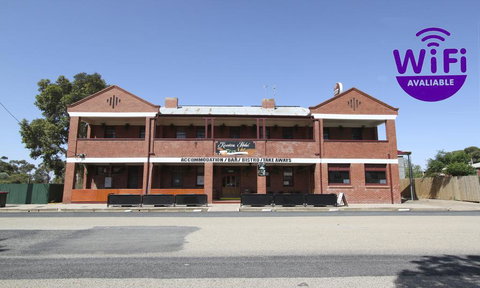 Kaneira Hotel - Accommodation Batemans Bay 0