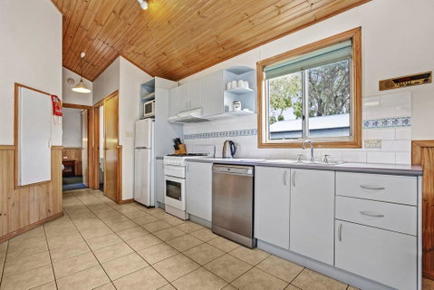 Kendalls Beach Holiday Park - Accommodation Batemans Bay 2