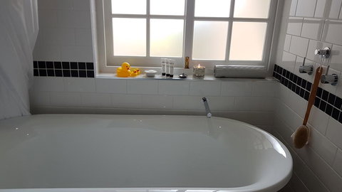 Kernow - Accommodation Batemans Bay 2