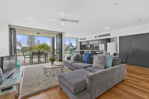 KINGSCLIFF NOR NOR EAST 101 ON MARINE PARADE - Accommodation Batemans Bay 3