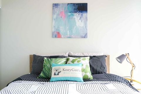 KOZYGURU BRISBANE CITY HIGHRISE 1BED APT SPIRE QBN550-2501 - Accommodation Batemans Bay 1