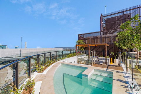 KOZYGURU FORTITUDE VALLEY HOLIDAY STYLE 2 BED APT FREE PARKING QFV211-1601 - Accommodation Batemans Bay 2