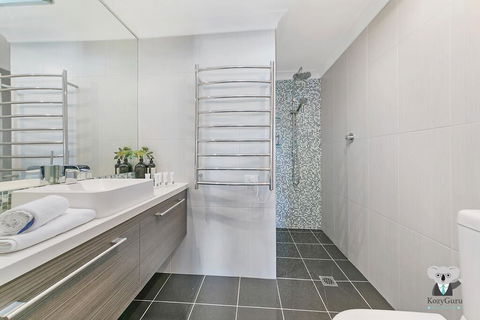 KOZYGURU ROZELLE COSY DREAM HOLIDAY HOME 3 BED HOUSE + FREE NRZ196 - Accommodation Batemans Bay 2