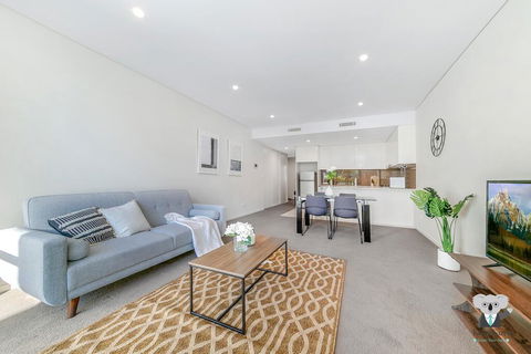 KOZYGURU WOLLI CREEK KOZY 3 BED APT + FREE PARKING NWC009 - Accommodation Batemans Bay 3