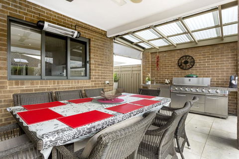LA DOLCE VITA RETREAT - RYE - Accommodation Batemans Bay 2