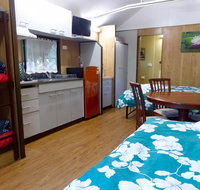 Lake Eacham Tourist Park  Cabins - Accommodation Batemans Bay