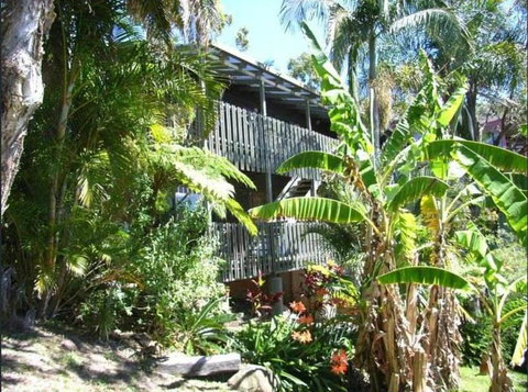 LaMaison De Shines, 13 Dulconghi Street - Accommodation Batemans Bay 1