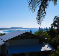 LaMaison de Shines 13 Dulconghi Street - Accommodation Batemans Bay