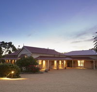 Le Mas Barossa - Accommodation Batemans Bay