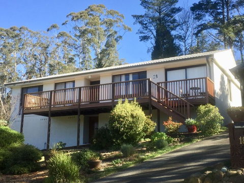 Leura Garden Apartment - Accommodation Batemans Bay 1