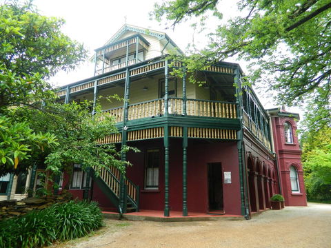 Leura House - Accommodation Batemans Bay 0