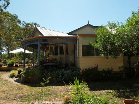 Lilys By The Lake - Raymond Island Accommodation - Accommodation Batemans Bay 0
