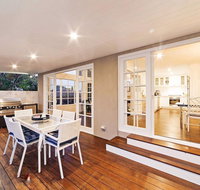 Luxurious Hampton Style 3 Bedroom House - Accommodation Batemans Bay