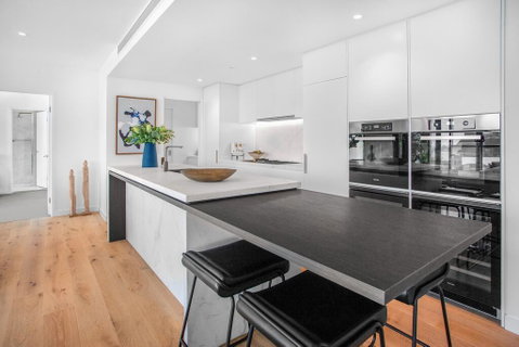Luxury 3-Bed Apartment Near Valley Shops And Bars - Accommodation Batemans Bay 1