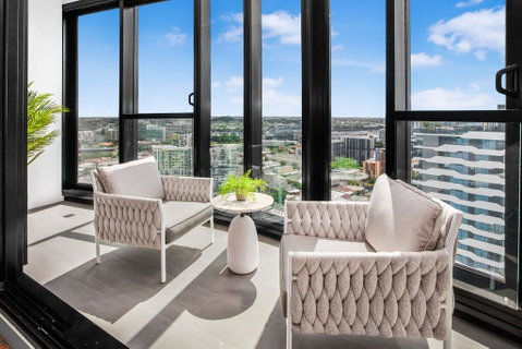 Luxury 3-Bed Apartment Near Valley Shops And Bars - Accommodation Batemans Bay 2