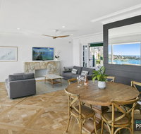 Manly Panorama - Northern Beaches Holiday House - Accommodation Batemans Bay
