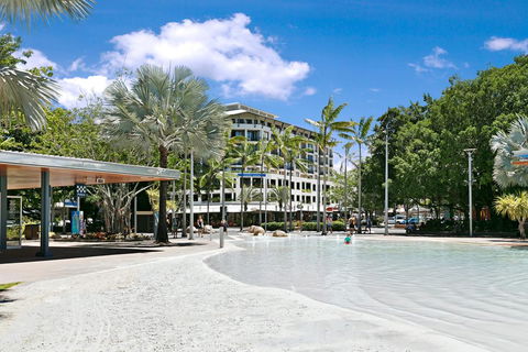 Mantra Esplanade - Accommodation Batemans Bay 2