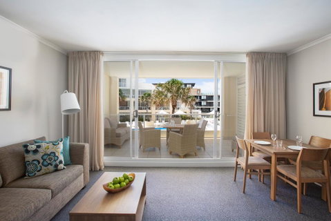 Mantra Ettalong Beach - Accommodation Batemans Bay 1
