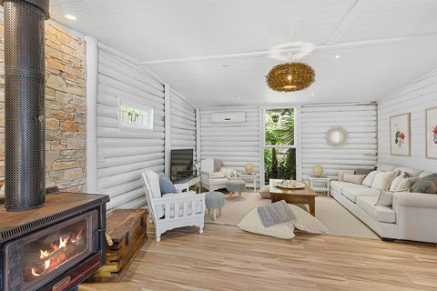 MARTHA COTTAGE - MT MARTHA - Accommodation Batemans Bay 0