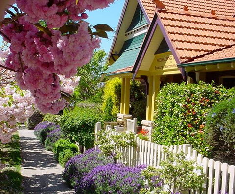 Megalong Manor - Accommodation Batemans Bay 0