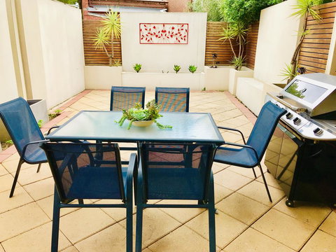 Melbourne Inner City Short Stay Near Flemington Racecourse Free Wifi And Netflix - Accommodation Batemans Bay 1