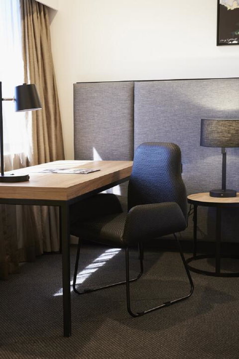 Mercure Penrith - Accommodation Batemans Bay 3