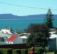 Meredith House - Accommodation Batemans Bay