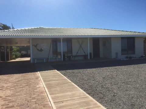 Mermaid Beachside Accommodation - Accommodation Batemans Bay 0