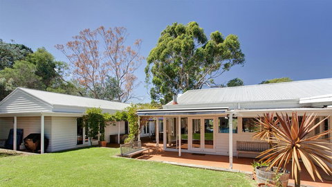 Merricks North Retreat - Country Home On 5 Acres - Accommodation Batemans Bay 1