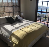 Merry Beach Ocean Front Large Home - Accommodation Batemans Bay