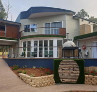 Merry Mary - Accommodation Batemans Bay