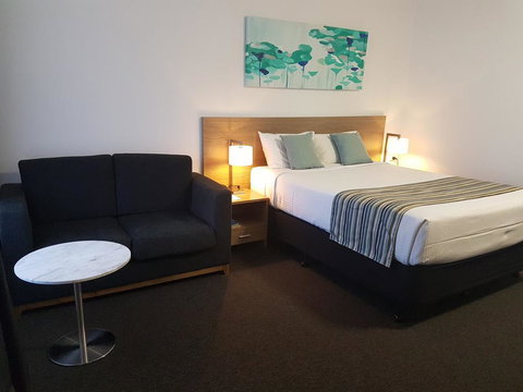 Mid City Motor Inn Singleton - Accommodation Batemans Bay 0