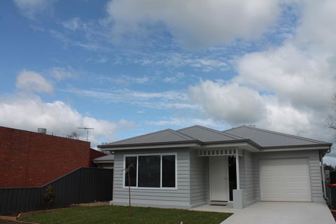 Milawa Vineyard Views - Guesthouse 2 - Accommodation Batemans Bay 3