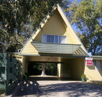 Millers Cottage Motel - Accommodation Batemans Bay
