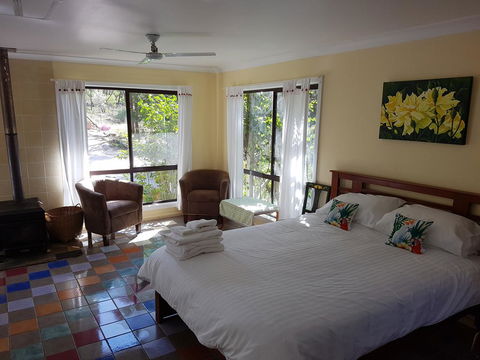 Mimirosa Bush Cabin - Accommodation Batemans Bay 2