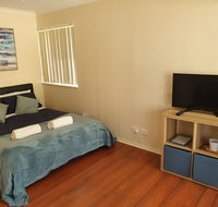 Modern Cosy Studio Close to QEH  Adelaide CBD  Airport  Beaches - Accommodation Batemans Bay
