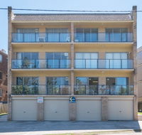 Moondara Unit 2 21 Bulcock Beach Esplanade Bulcock Beach - Accommodation Batemans Bay