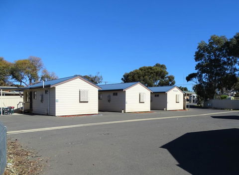 Moonta Bay Cabins - Accommodation Batemans Bay 0