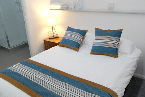 Motel Rooms At Morisset Serviced Apartments - Accommodation Batemans Bay 2