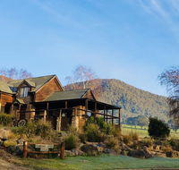 Mountain Grass Lodge 2 bedroom - Accommodation Batemans Bay