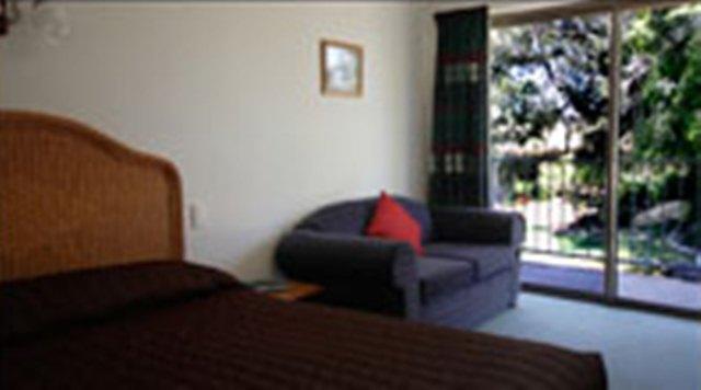 Cloyna QLD Accommodation Batemans Bay