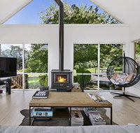 Nafplio Luxury hideaway with open fireplace on 3 acre vineyard water views close to wineries - Accommodation Batemans Bay