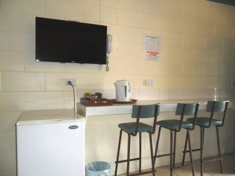 Nanango Antler Motel - Accommodation Batemans Bay 2