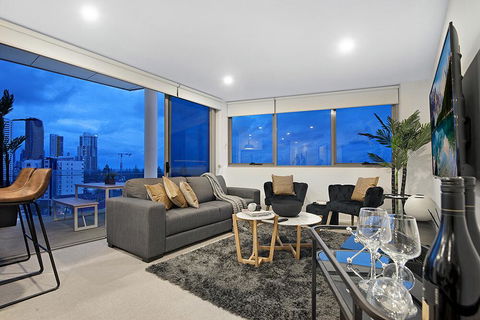 NEO Apartments Mermaid Beach - Accommodation Batemans Bay 1