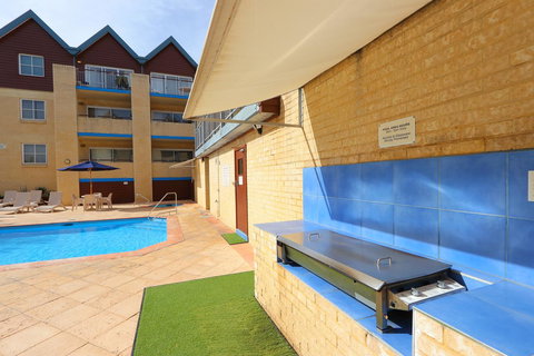 Hillarys Marina Apartment - Accommodation Batemans Bay 31