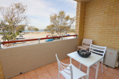 Hillarys Marina Apartment - Accommodation Batemans Bay 11
