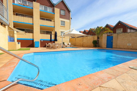 Hillarys Marina Apartment - Accommodation Batemans Bay 30