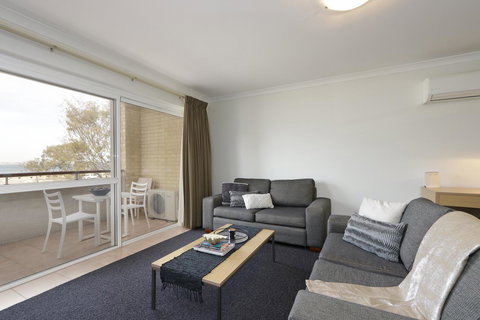 Hillarys Marina Apartment - Accommodation Batemans Bay 7