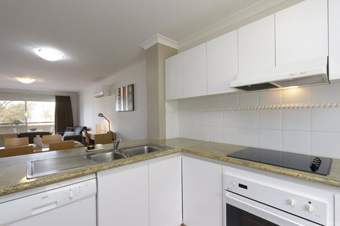 Hillarys Marina Apartment - Accommodation Batemans Bay 13